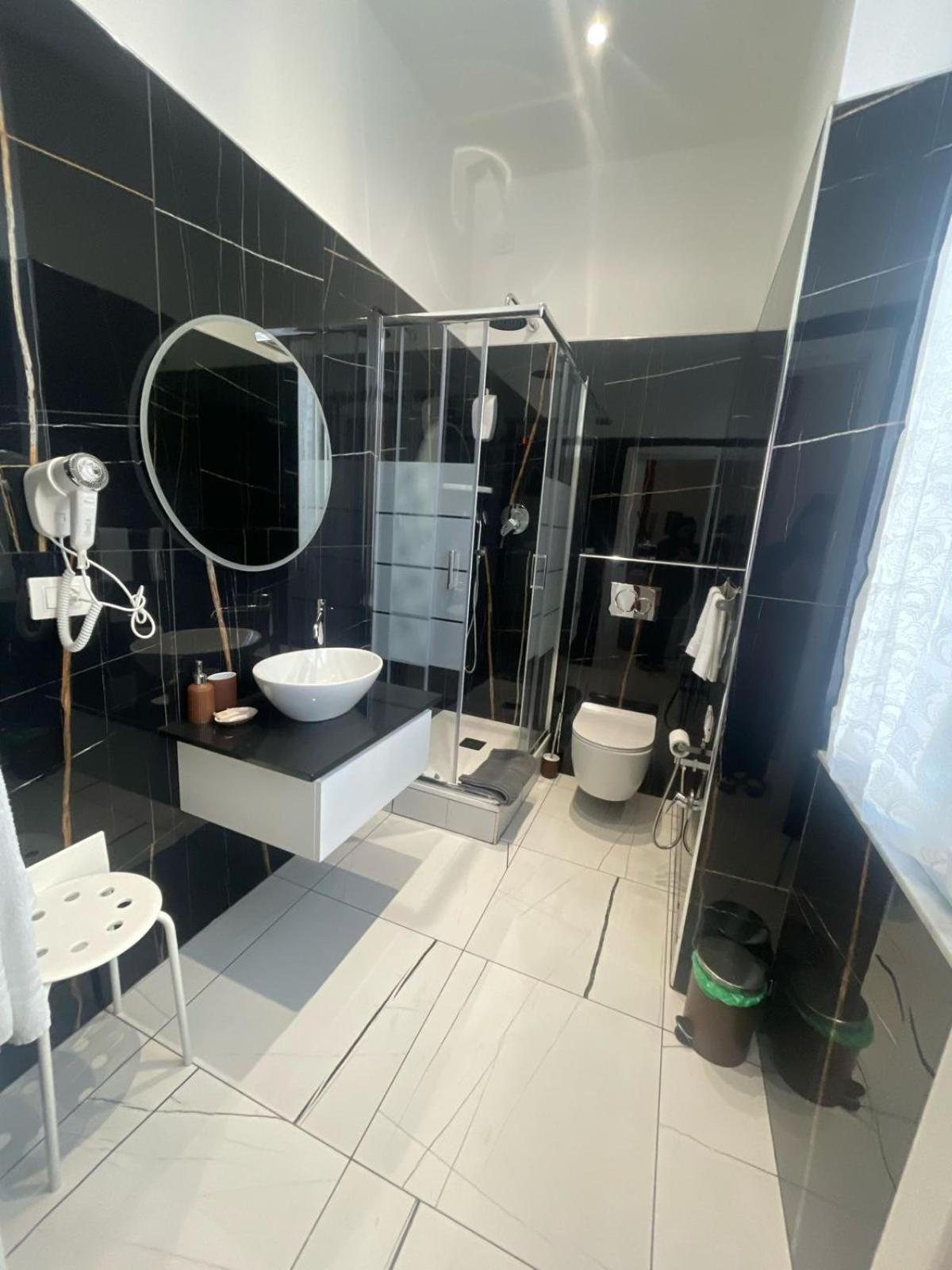 Laura Rooms Специя Экстерьер фото